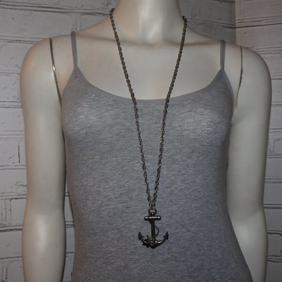 Beautiful silver Anchor statement necklace 36" - Picture 1 of 4